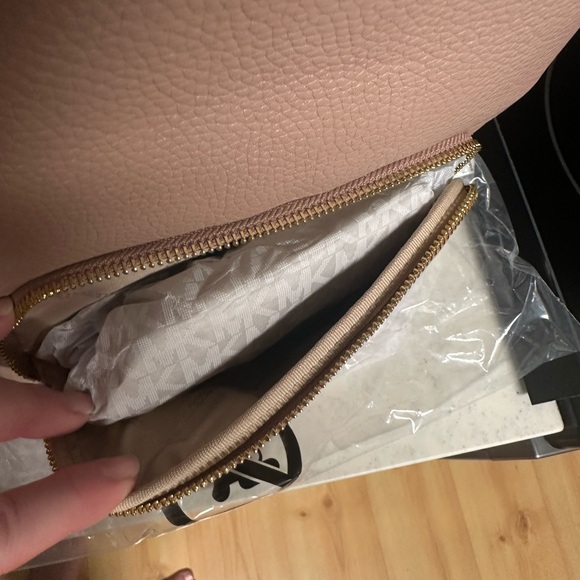 Michael Kors Erin Backpack (fawn) main image 5